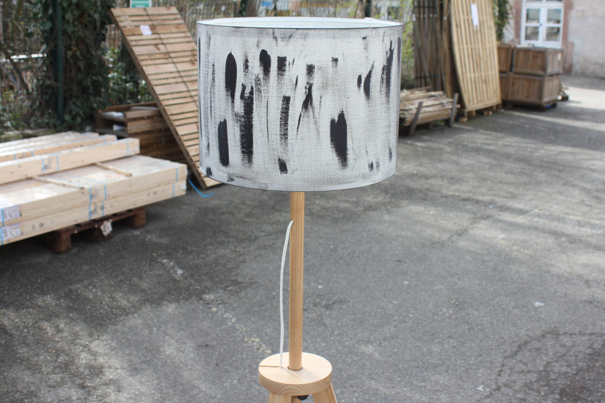Lampadaire trépied - Ikea – Image 2