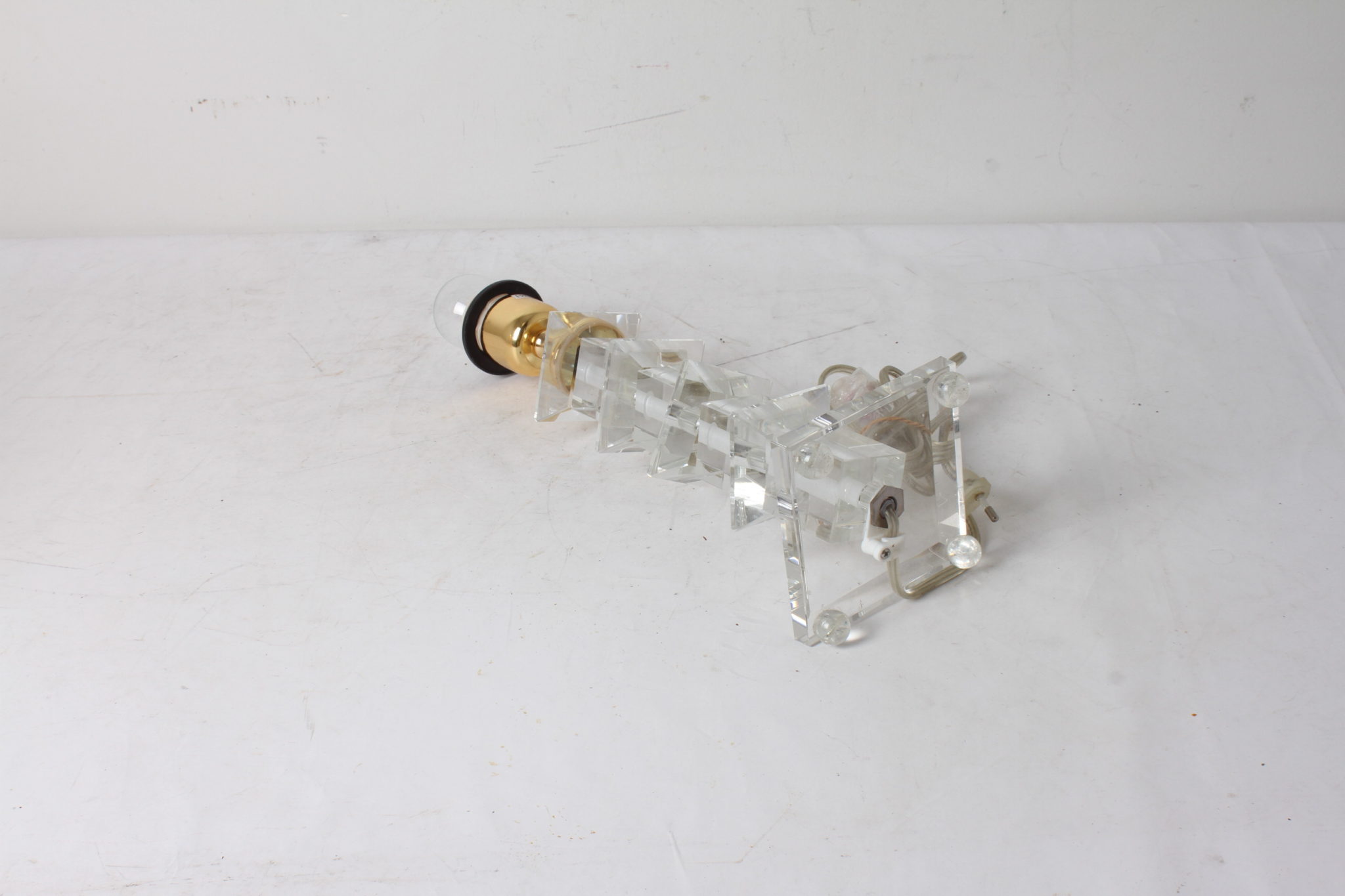 Pied de lampe en verre empilé – Image 3