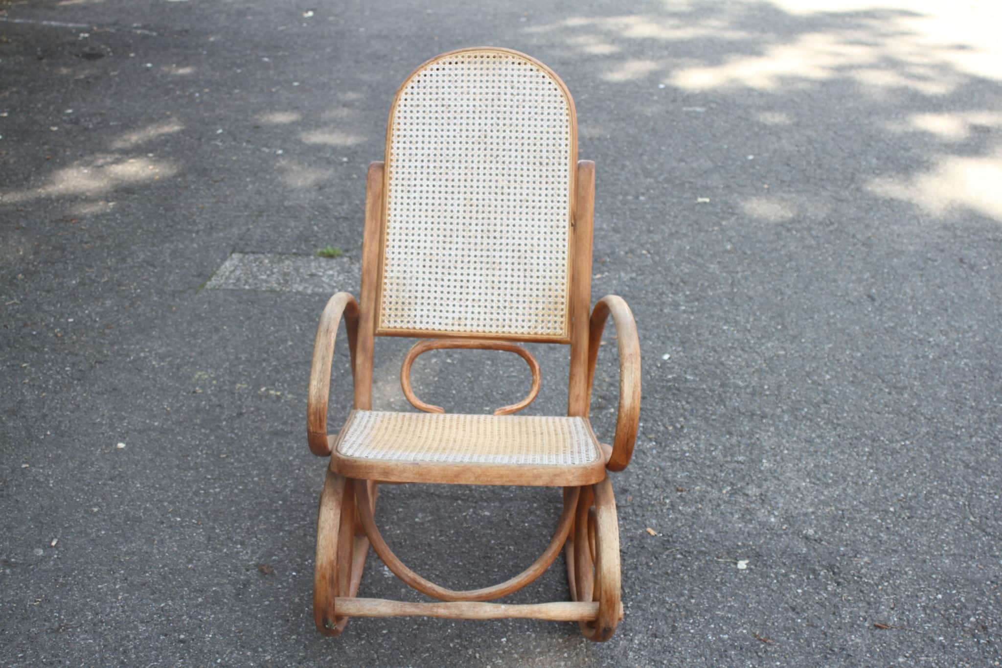 Ancien rocking chair bois et rotin – Image 2