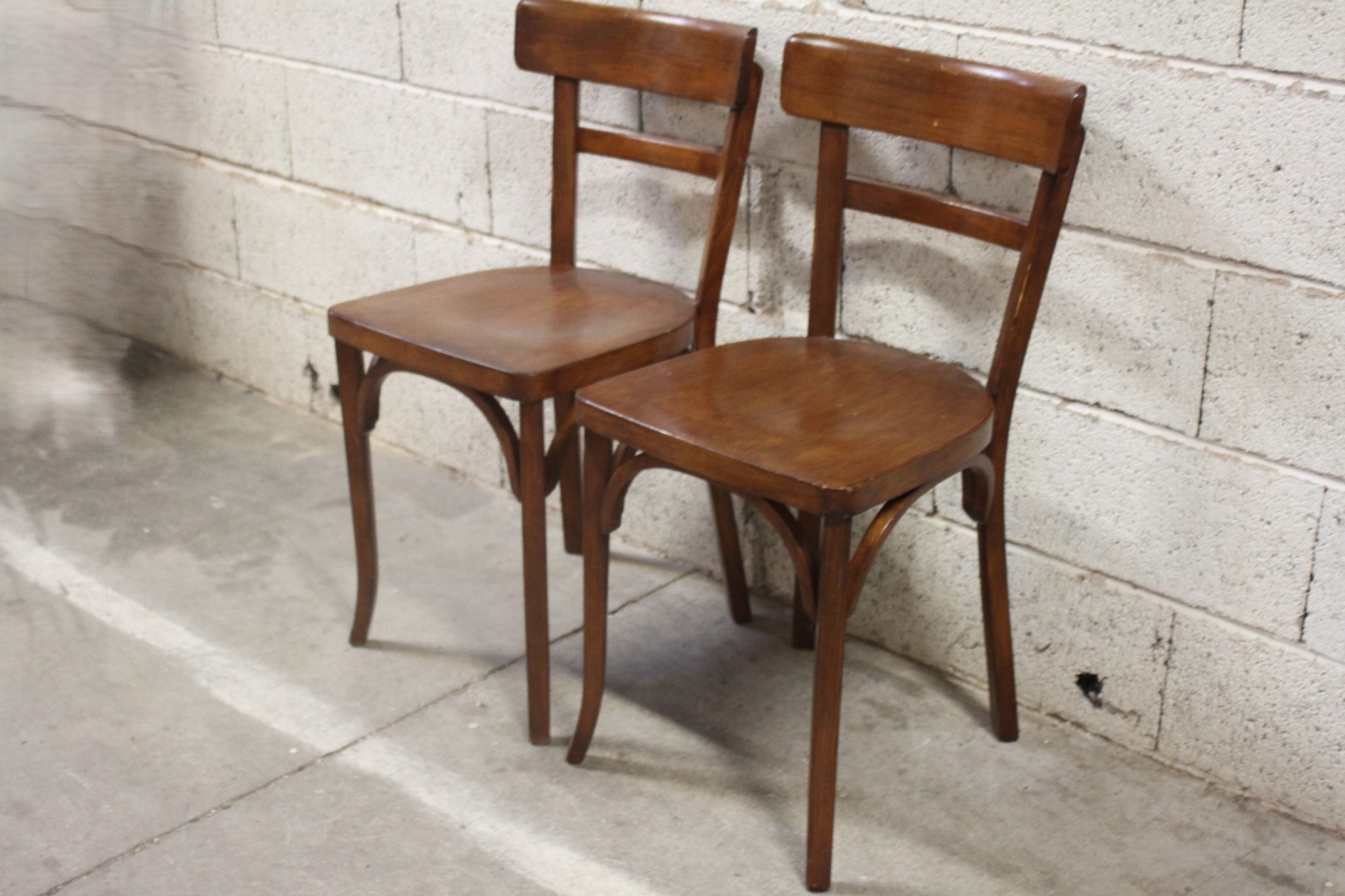 Chaises bistrot en bois