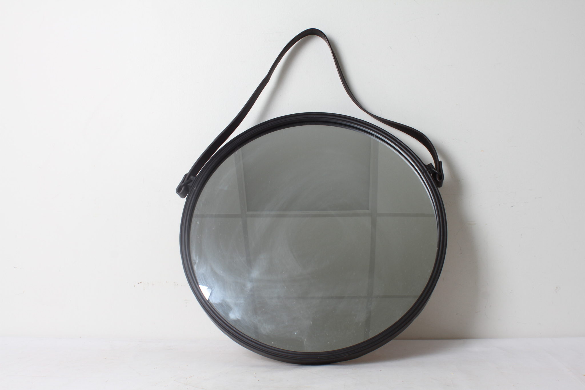 Grand miroir mural rond