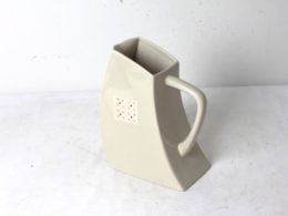 Pichet en céramique