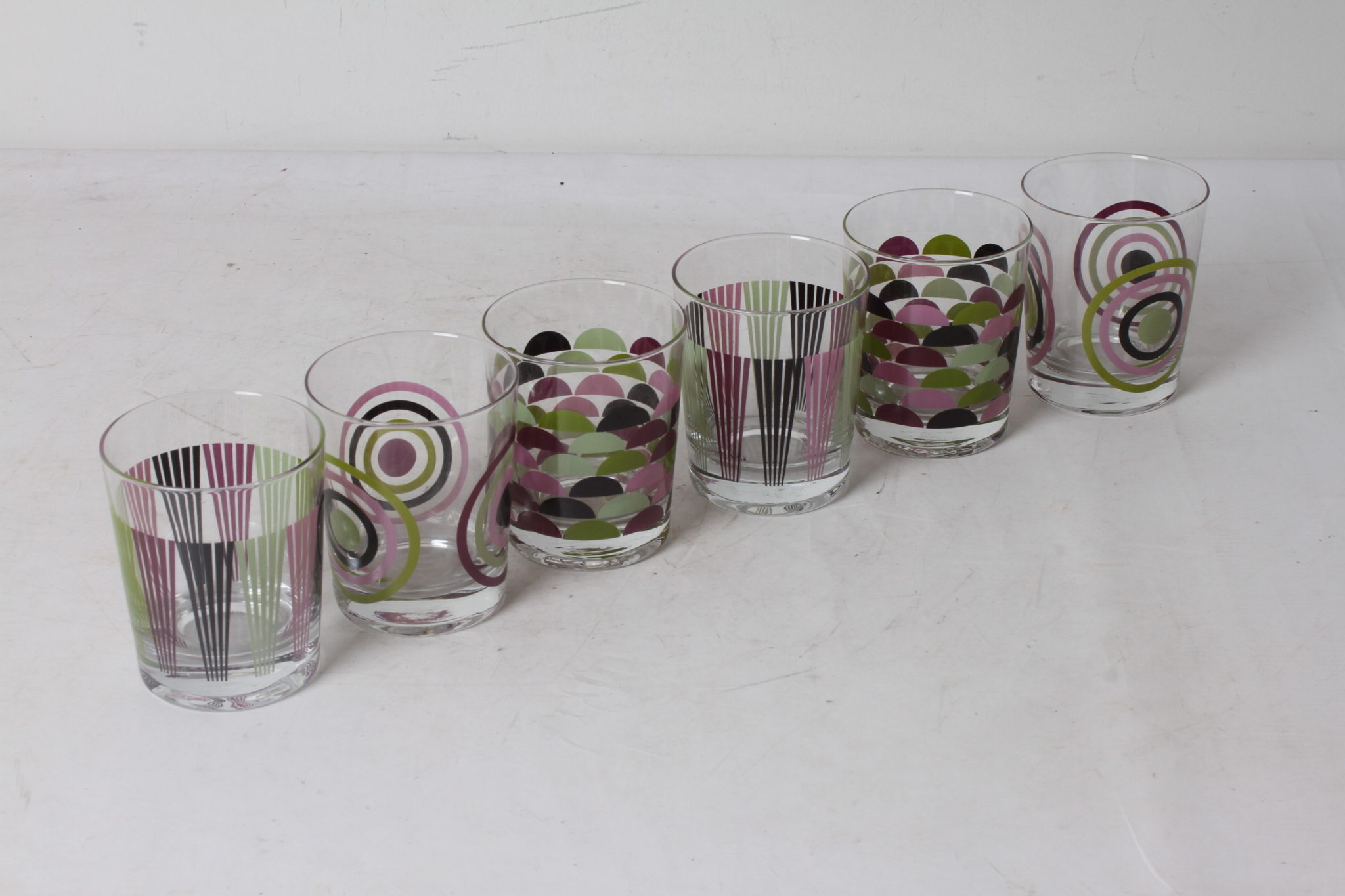 Verres Ikea motifs symétriques