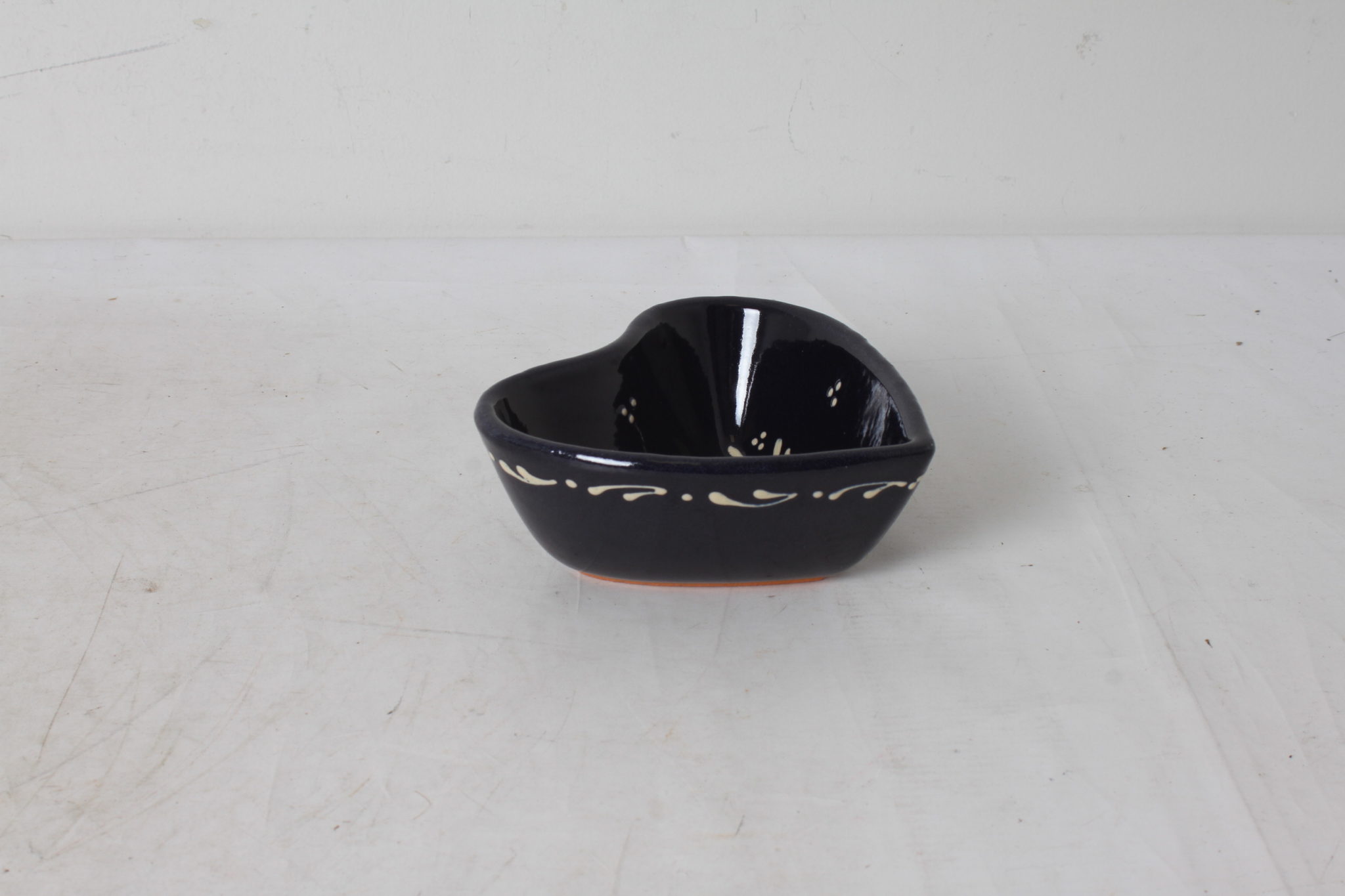 Petit coeur en poterie de Soufflenheim – Image 3
