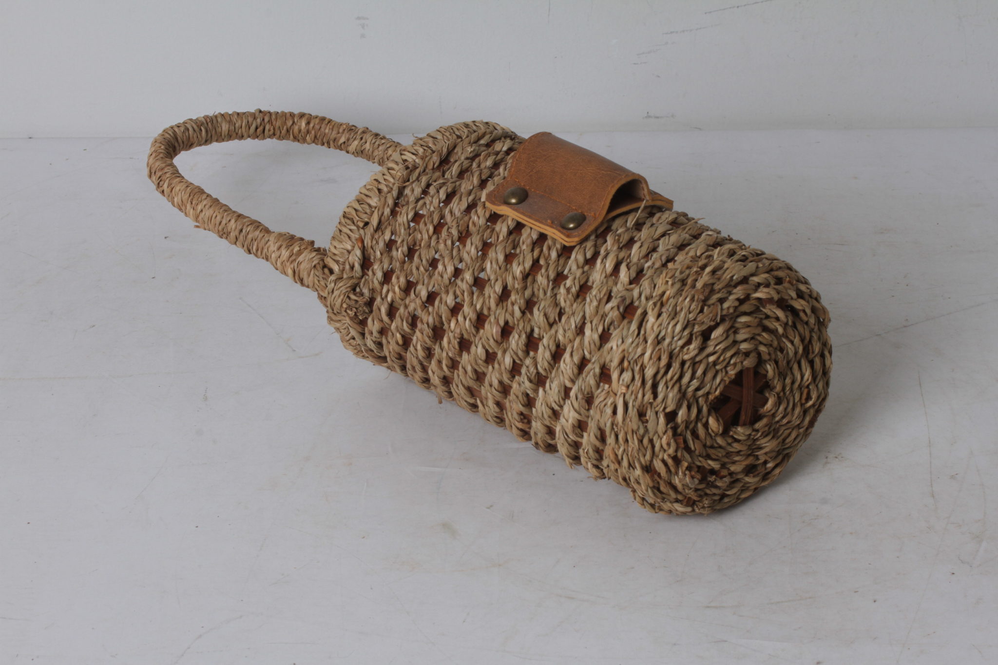 Porte bouteille en rotin – Image 3