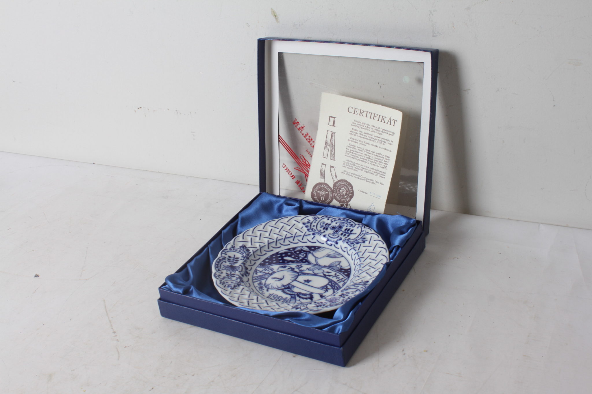 Assiette collector 1994 - Oignon bleu, porcelaine Tchèque - Edition numérotée – Image 2