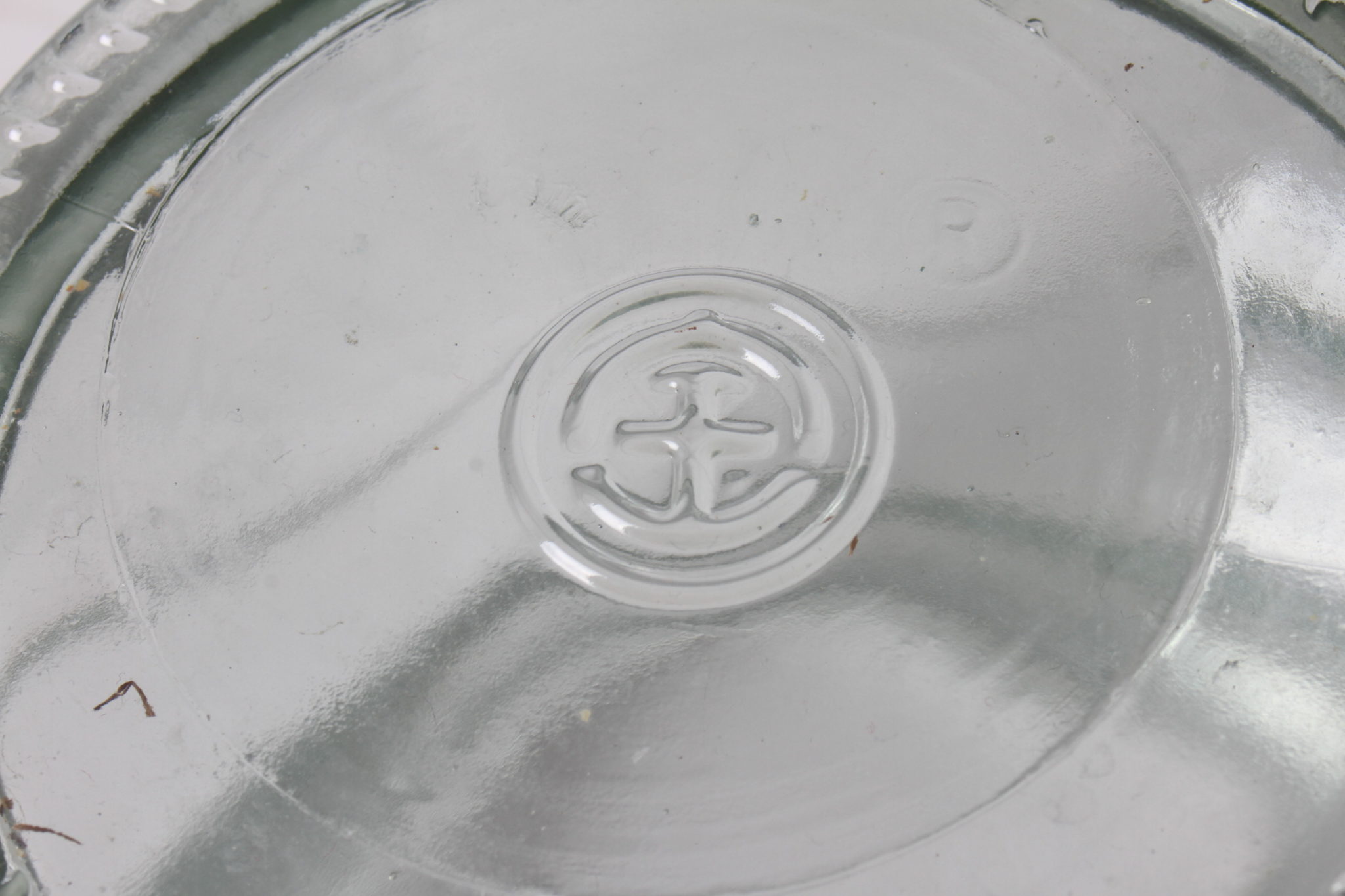Bonbonnière en verre de forme octogonale – Image 4
