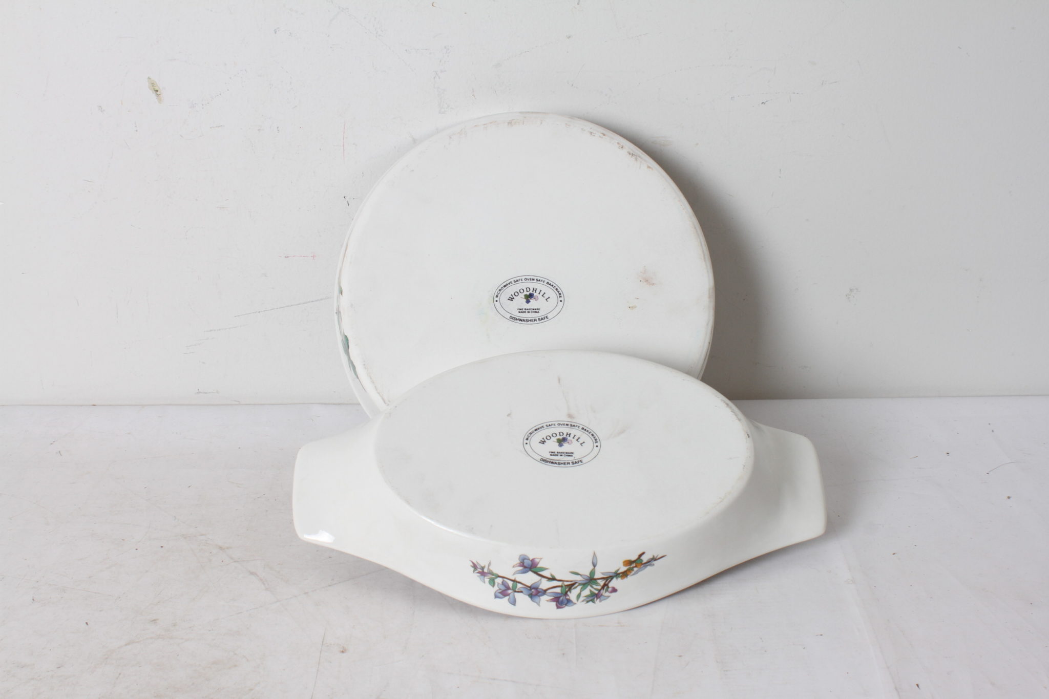 Lot de deux plats en céramique – Image 2
