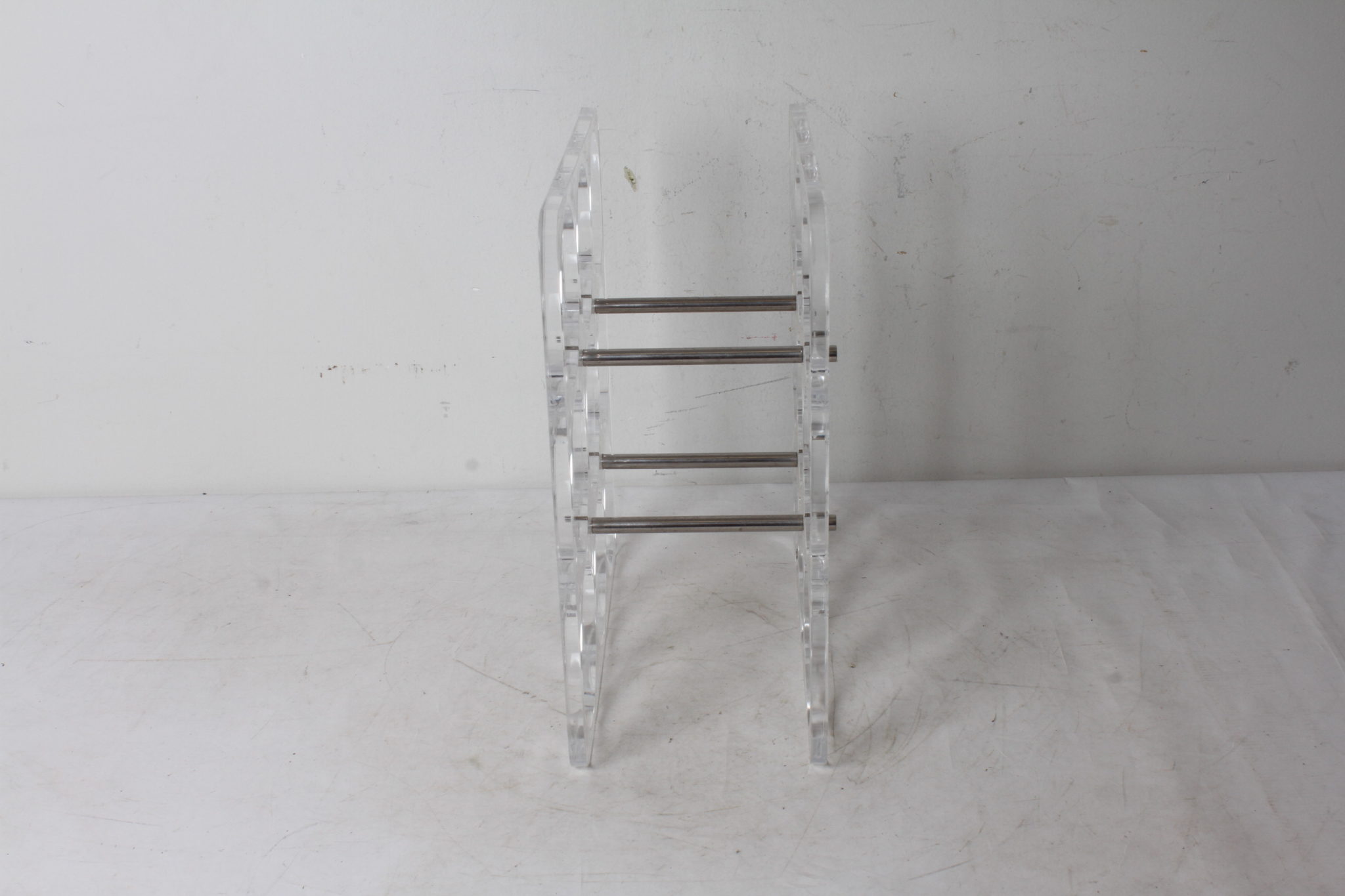 Porte-bouteilles en plexiglas – Image 4