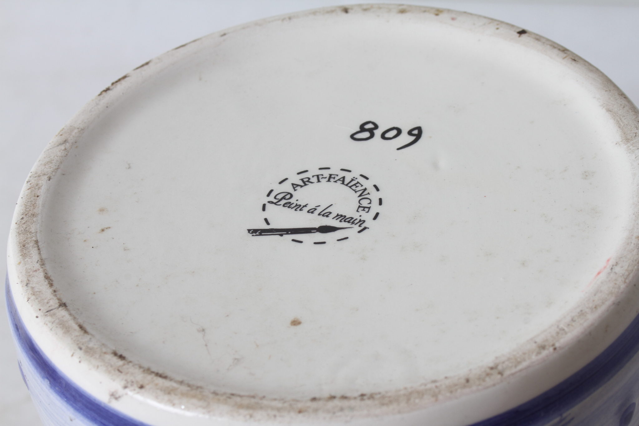 Pot à lait décoratif en faïence – Image 4