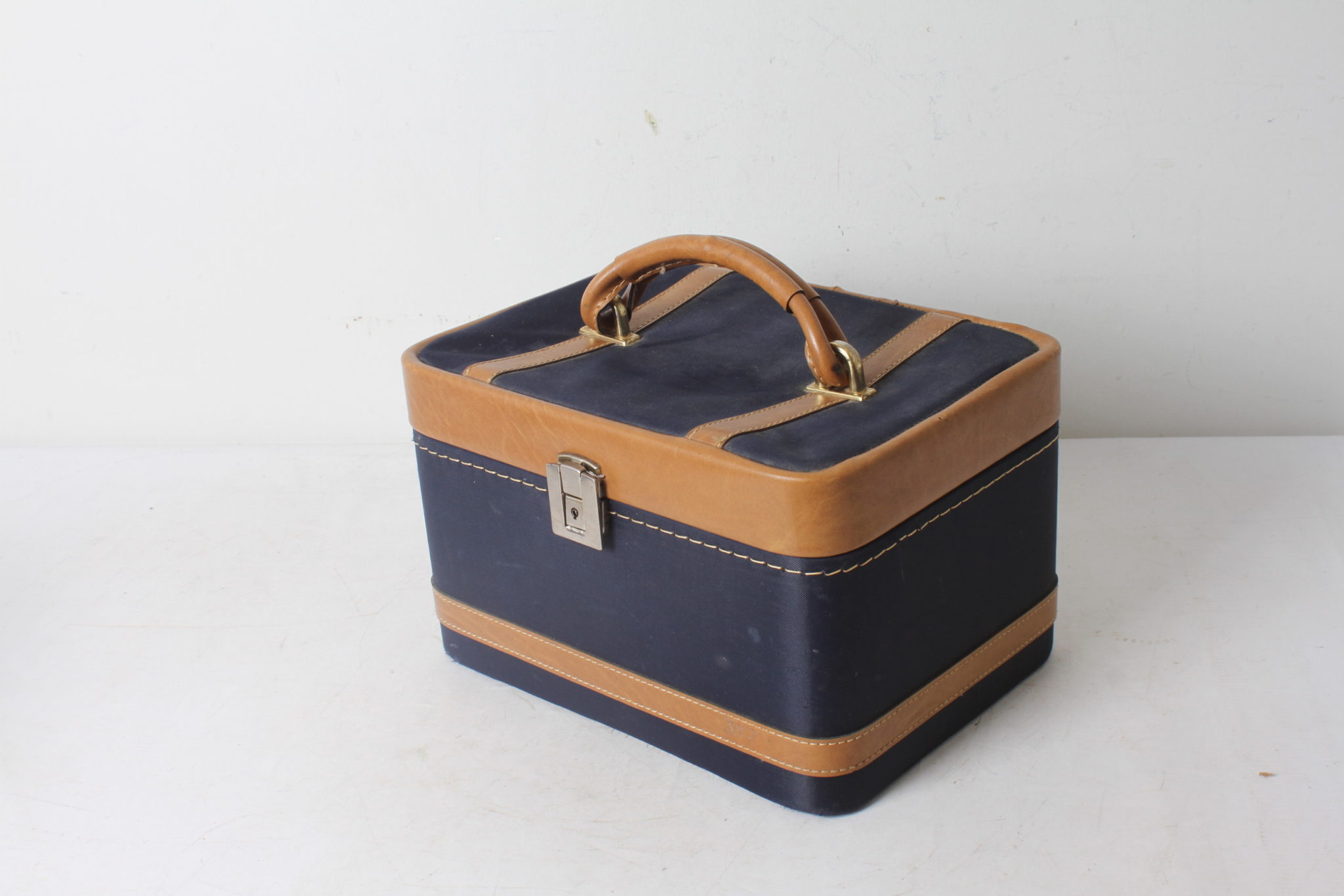 Vanity Case en Simili et tissus marine
