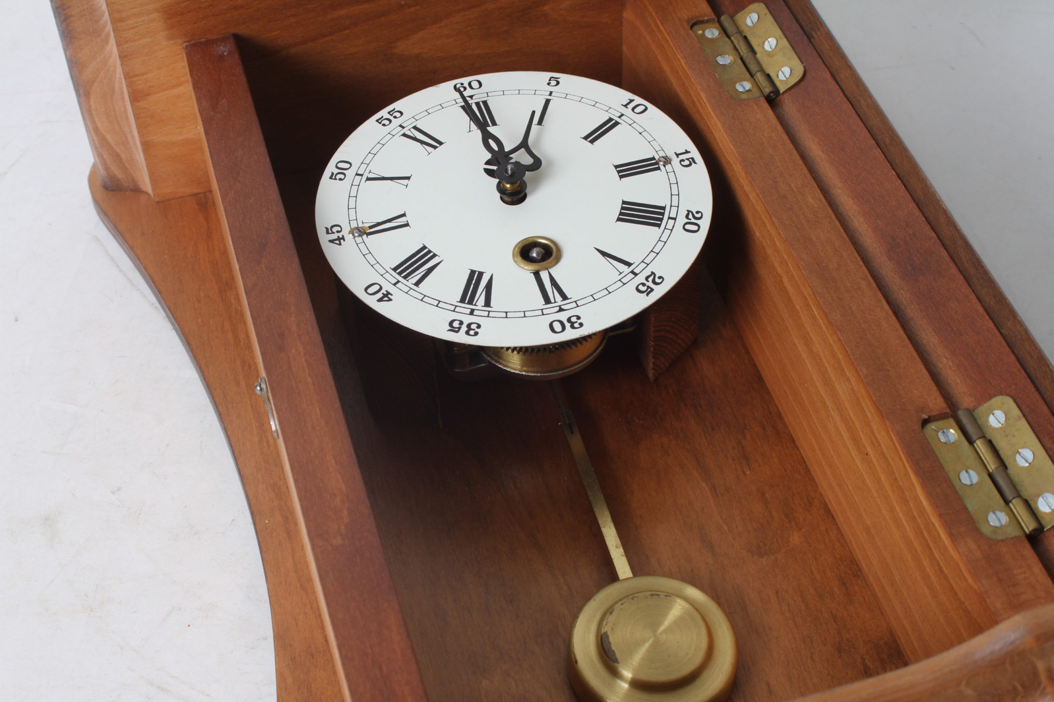Horloge murale en bois – Image 4
