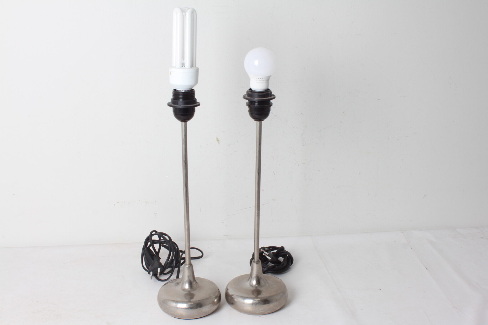 Paire de pieds de lampe en acier