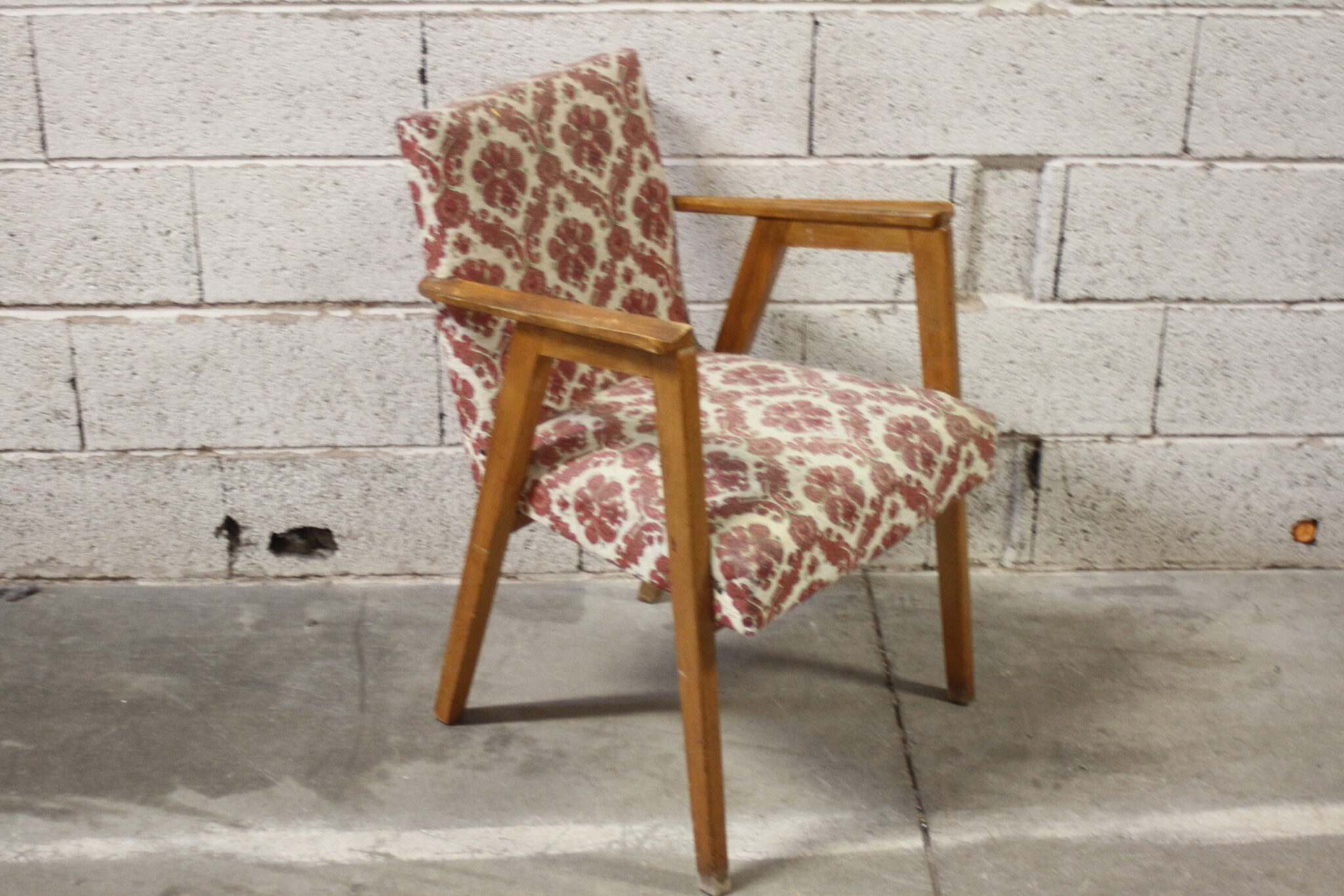 Ancien fauteuil design scandinave