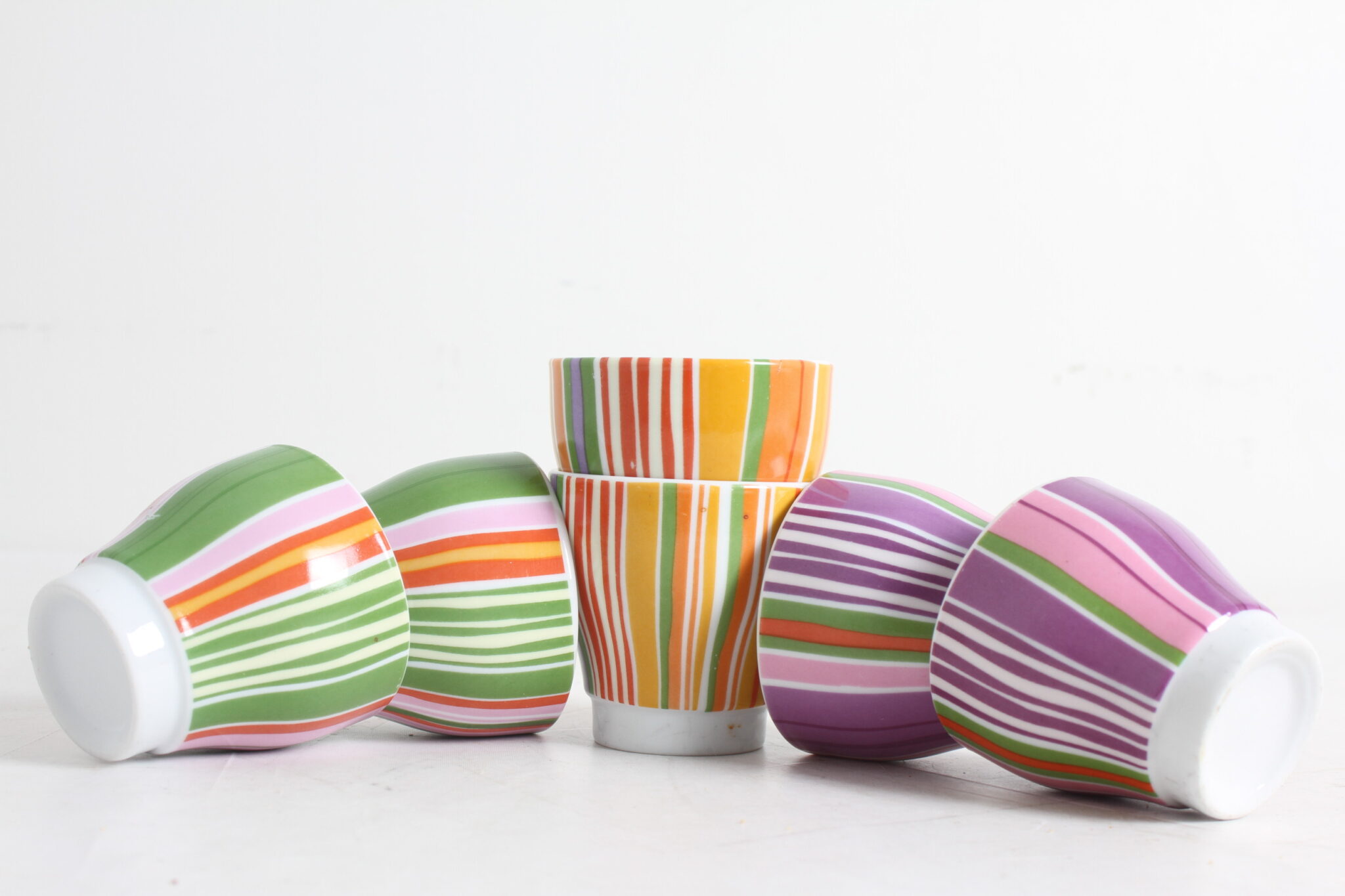 Tasses à café rayées
