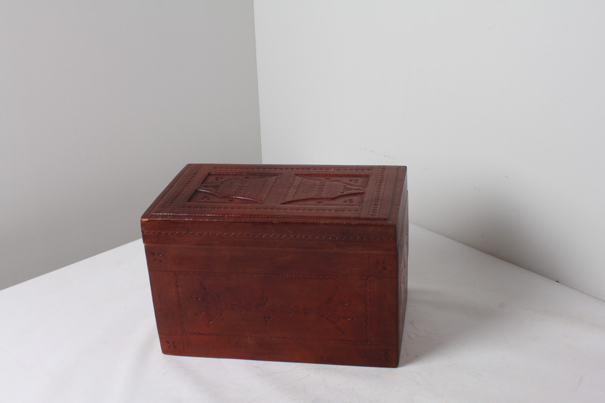Coffre, boîte à bijoux bois et cuir – Image 2