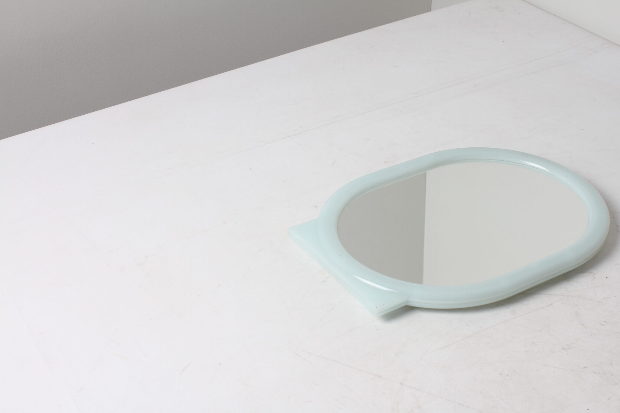 Miroir vintage en plastique – Image 3