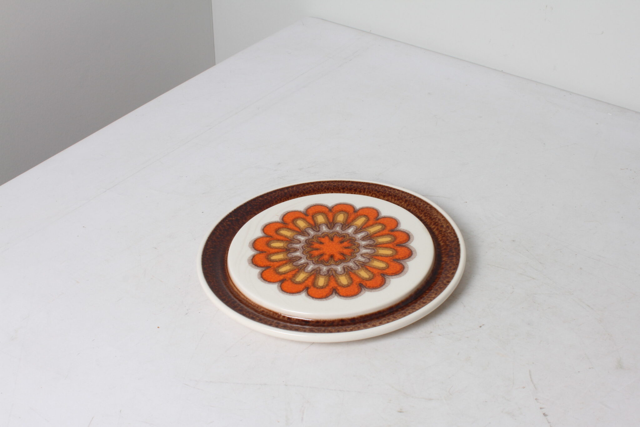 Petite assiette à gâteau vintage – Image 2