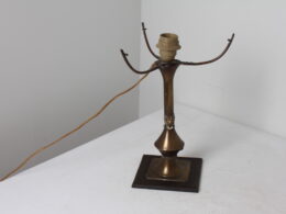 Ancien pied de lampe en laiton doré