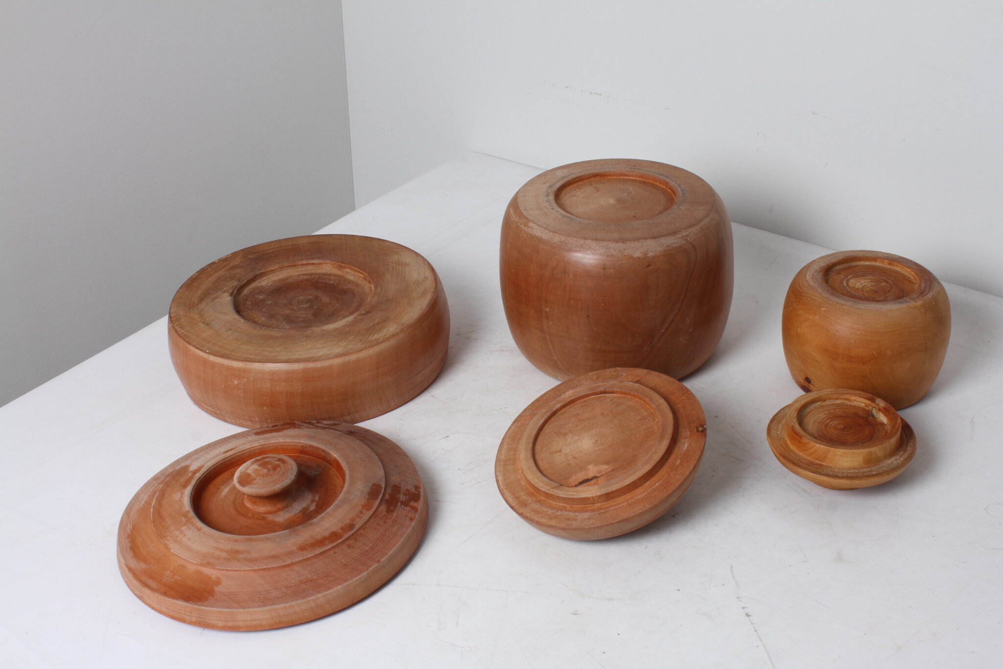 Lot de 3 pots en bois tourné – Image 3