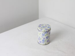 Petite boite en métal - décor rétro