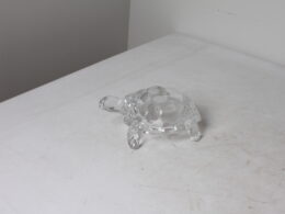 Tortue décorative en verre