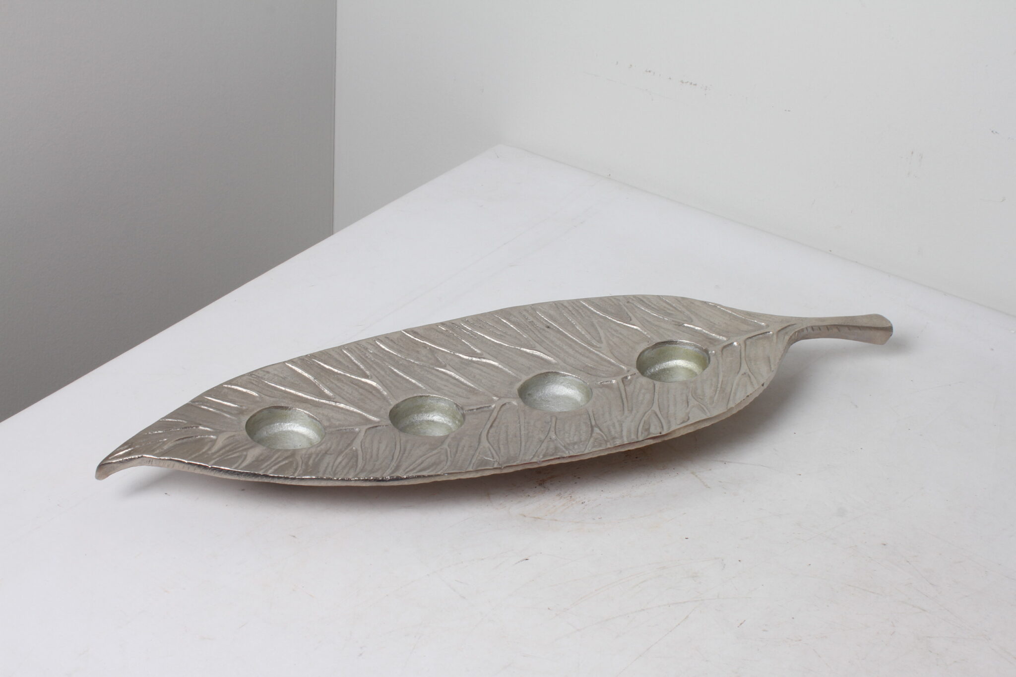 Porte bougies feuille en métal argenté