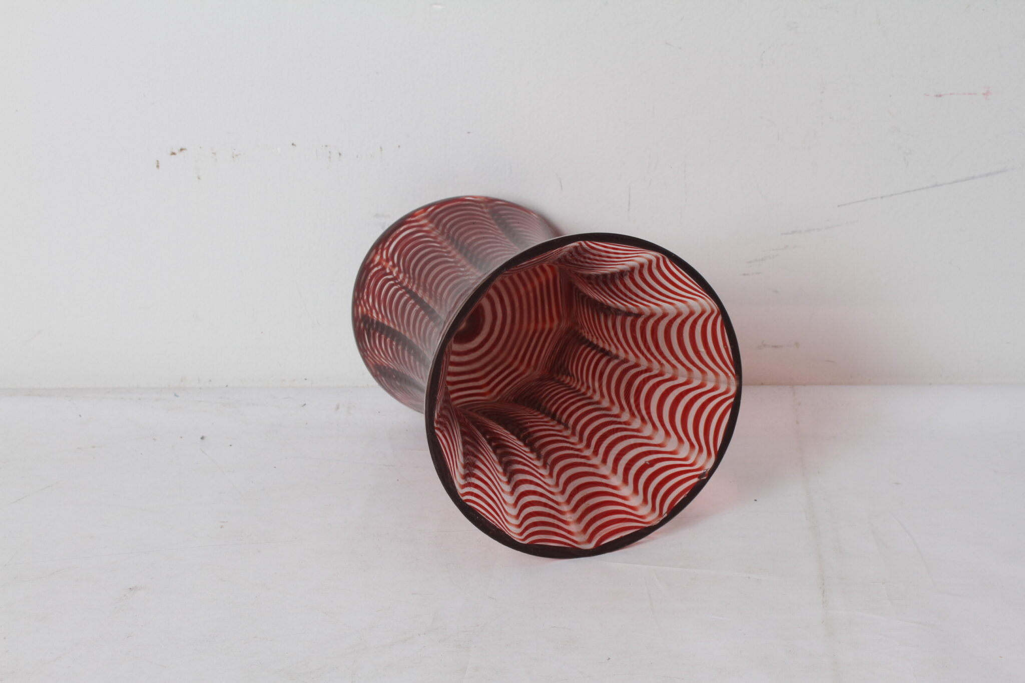 Vase en verre design vintage – Image 3