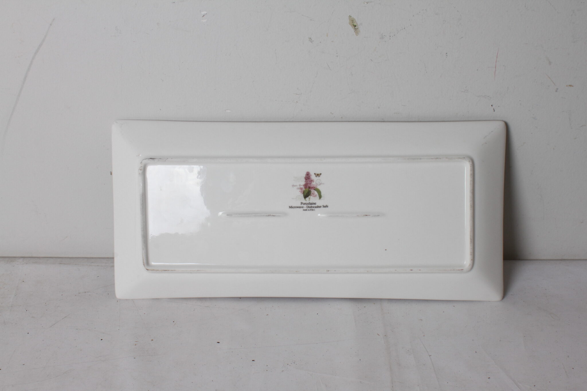 Plat de présentation en porcelaine – Image 3
