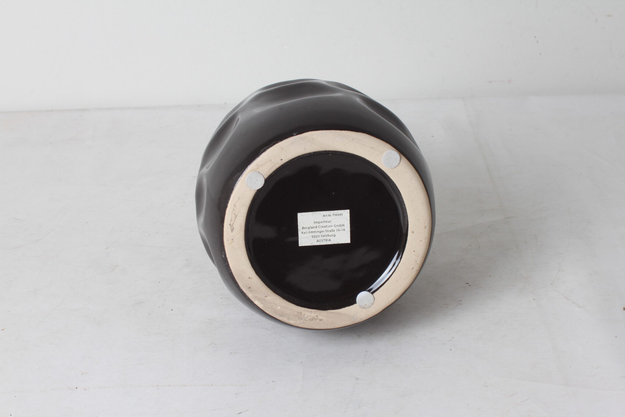 Vase moderne en céramique texturée – Image 4