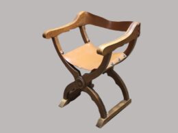 Ancien fauteuil Dagobert