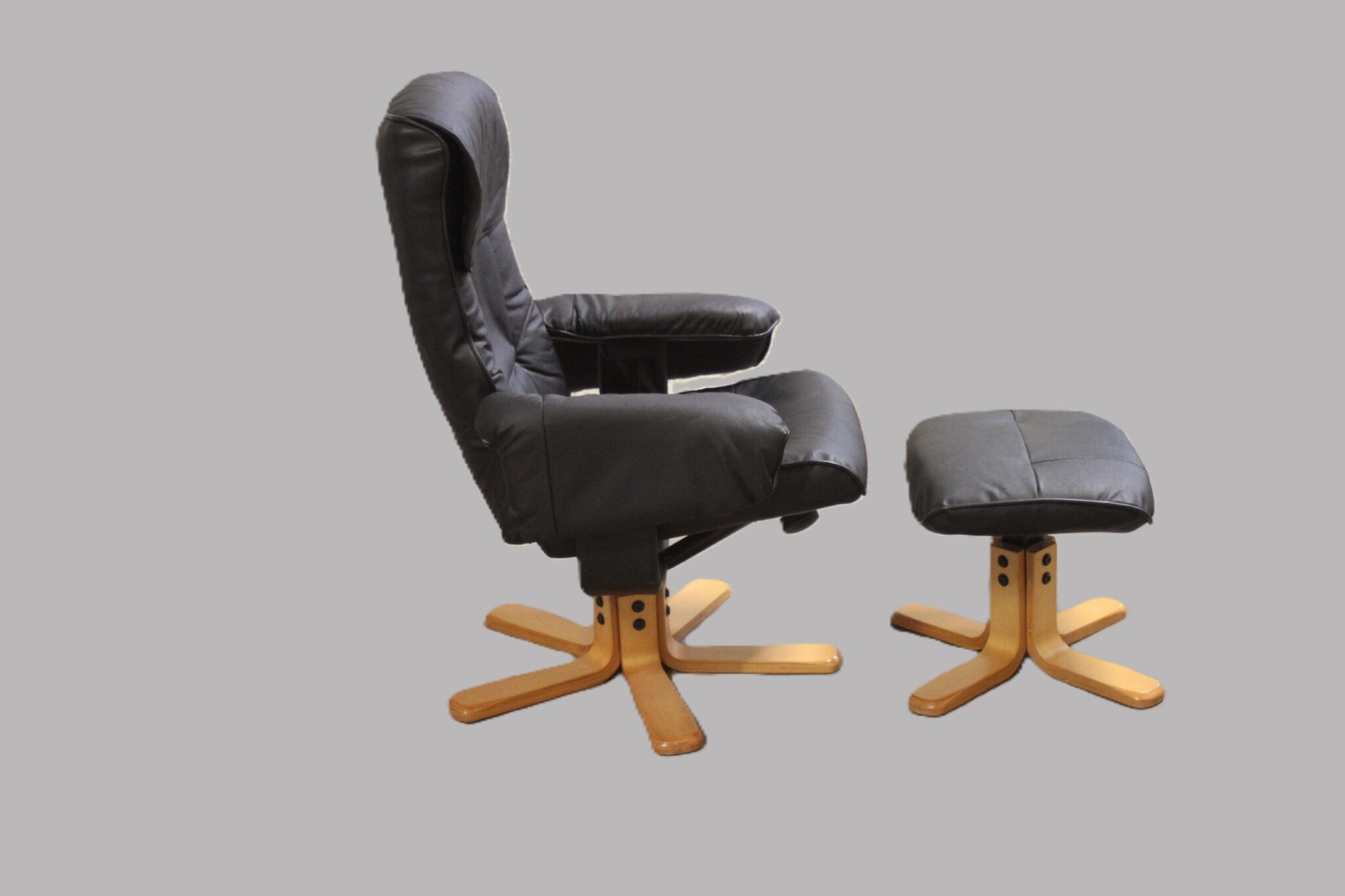 Fauteuil relax et son repose-pieds – Image 4