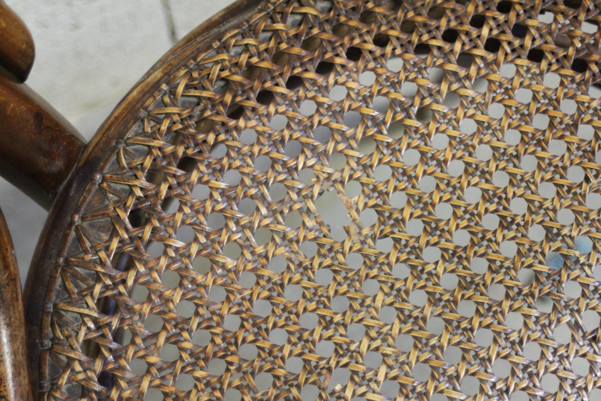 Anciennes chaises bistrot – Image 6
