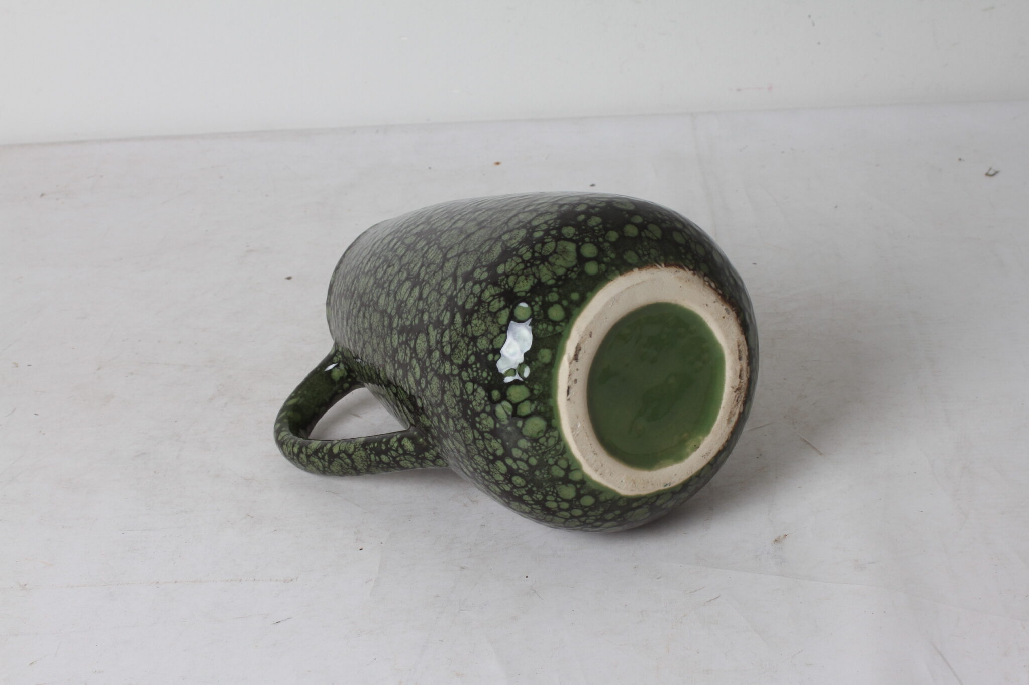 Pichet vintage en céramique – Image 4