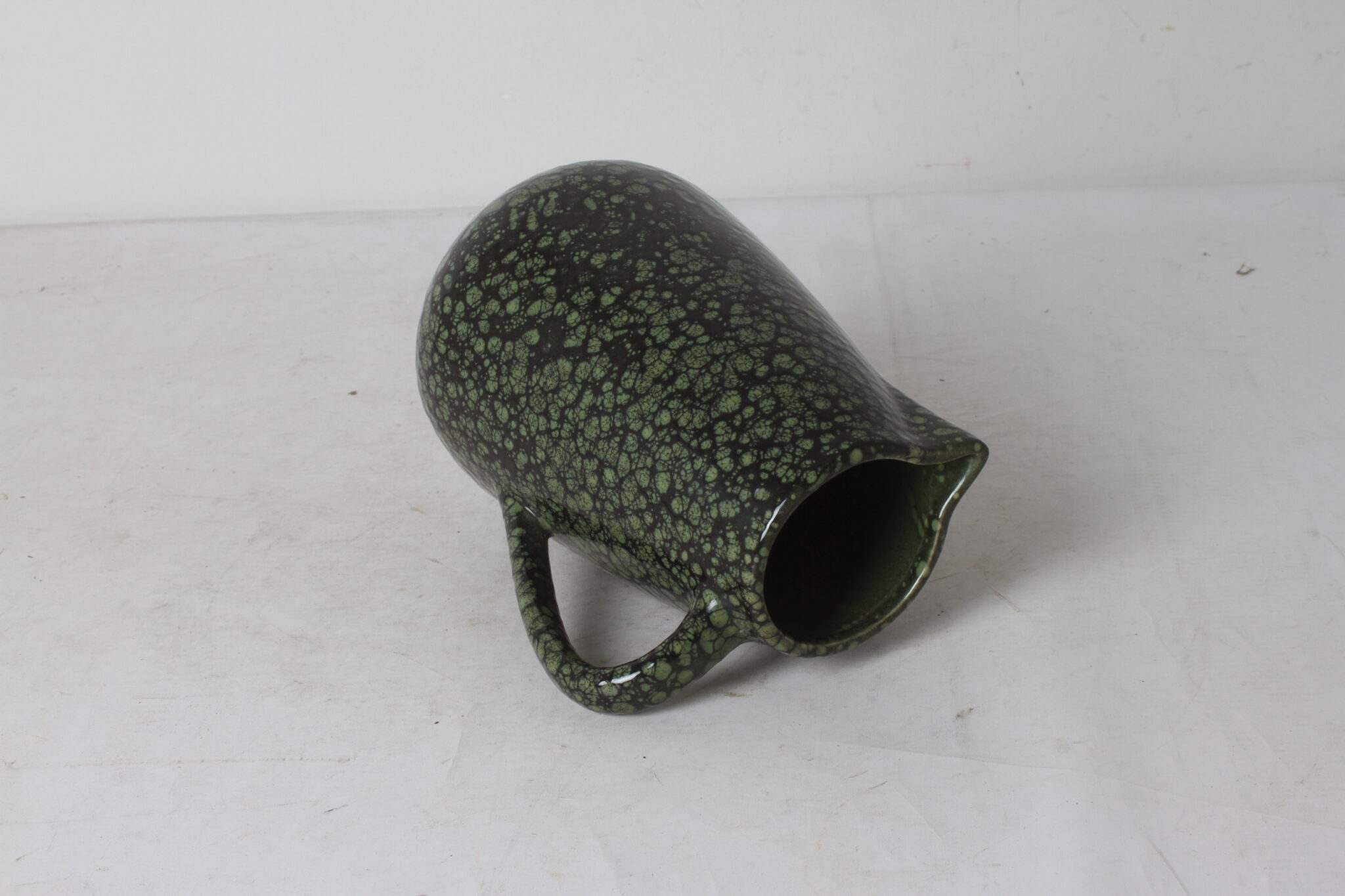 Pichet vintage en céramique – Image 3