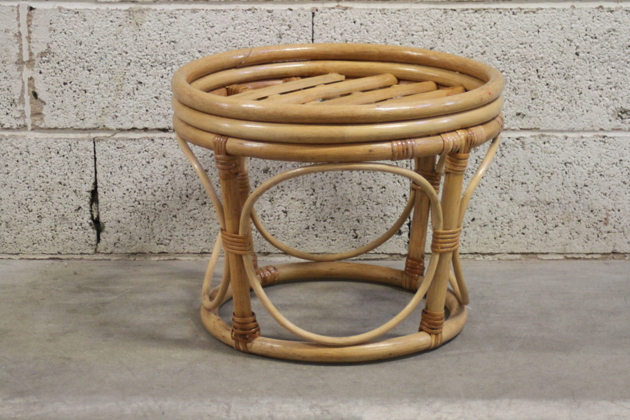 Tabouret pouf en rotin – Image 2