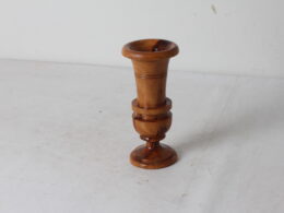 Vase en bois tourné
