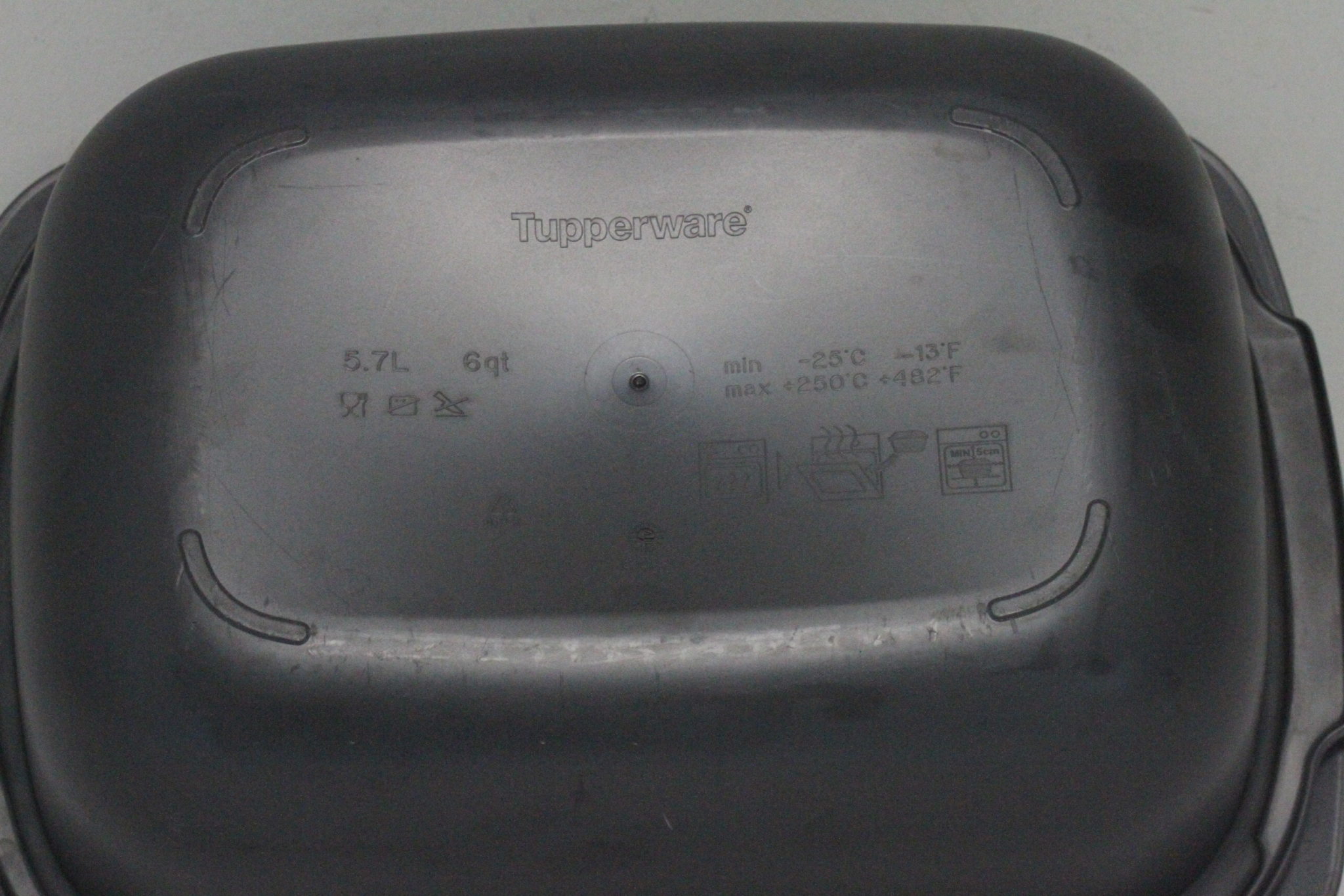 emmaus-scherwiller-etikette-occasion-etikette en ligne-idée cadeau-seconde main-emmaus en ligne- ultra-pro-tupperware-5.7litres-cuisine au four-cocotte -cuisson four- (3)