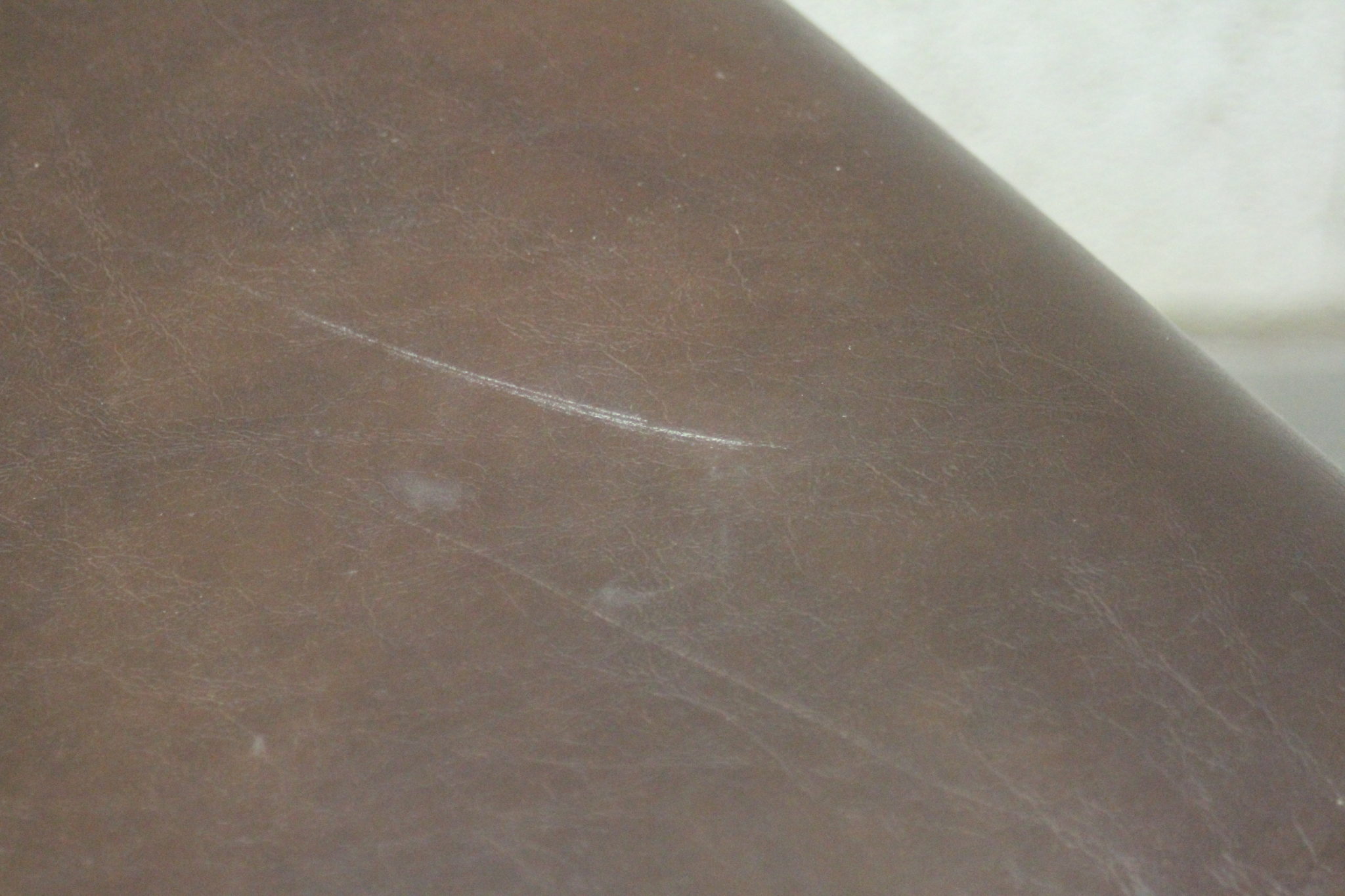 tabouret-de-piano-avec-coffre-a-partitions-vintage-bois-skai-occasion-seconde-main-emmaus-scherwiller-etikette (4)