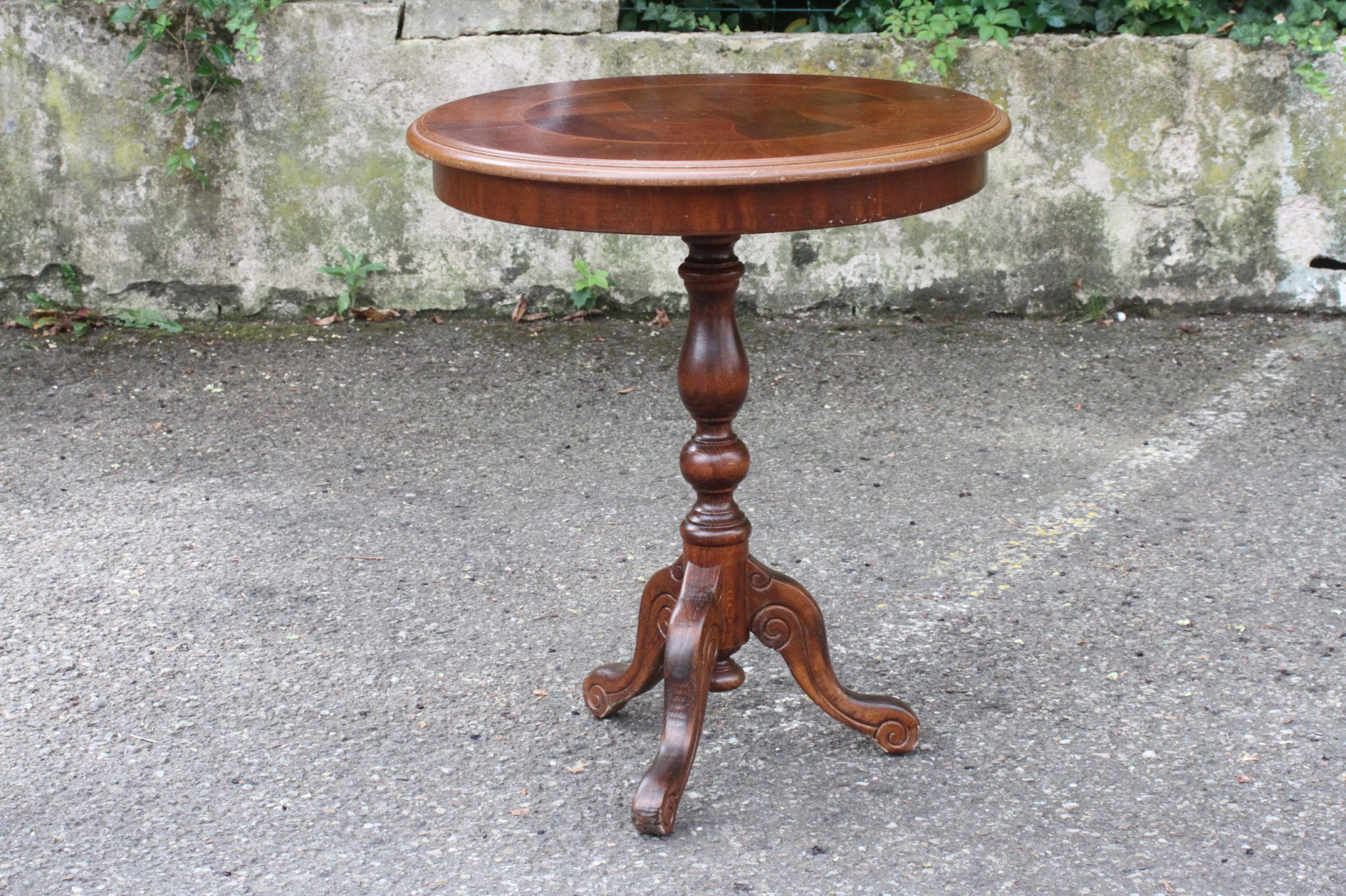 table-d'appoint-gueridon-tripode-bois-marquetterie-mobilier-brocante-occasion-emmaus-scherwiller-etikette (3)