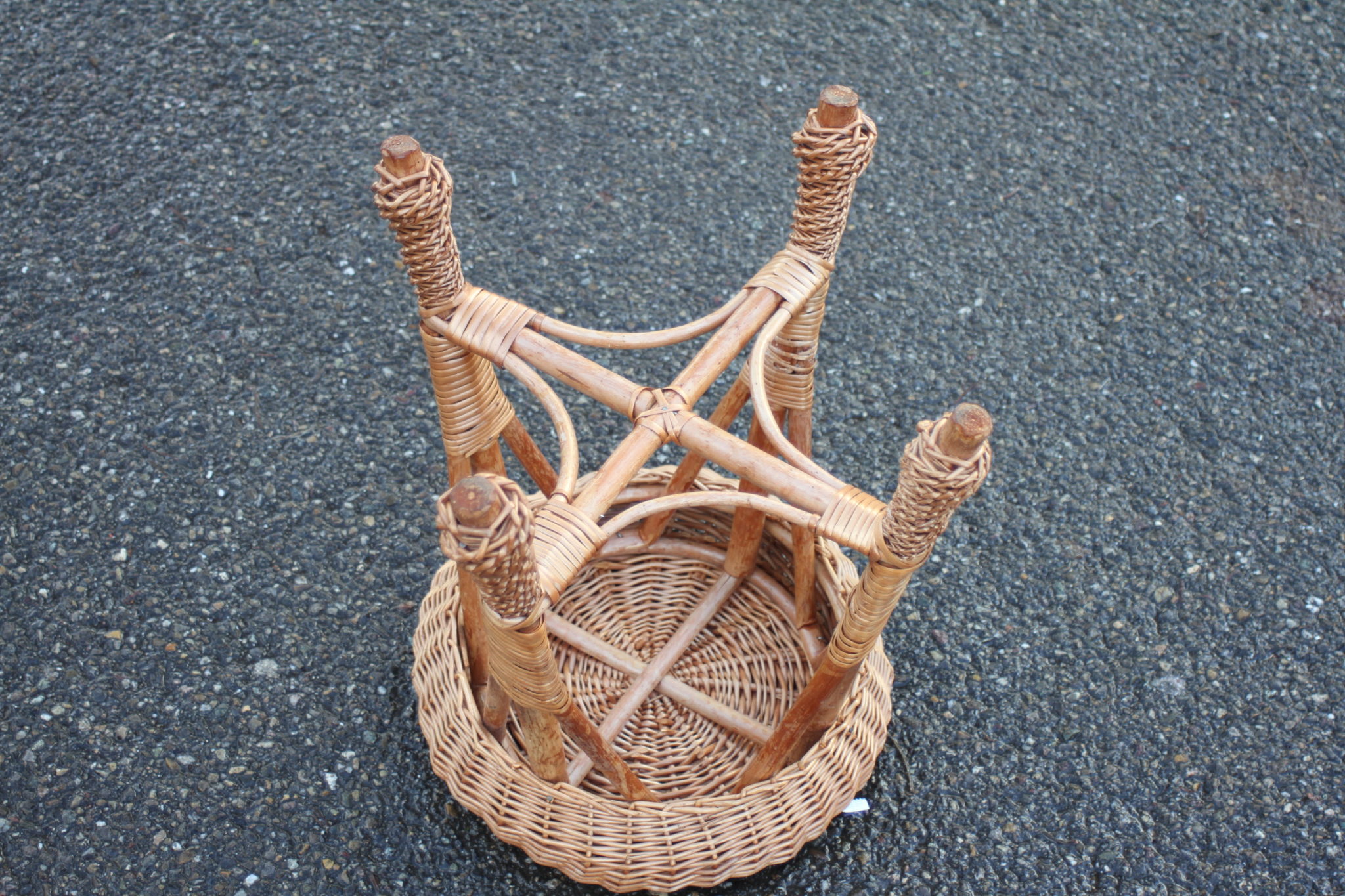 tabouret-rond-vintage-osier-naturel-mobilier-occasion-emmaus-scherwiller-etikette (4)