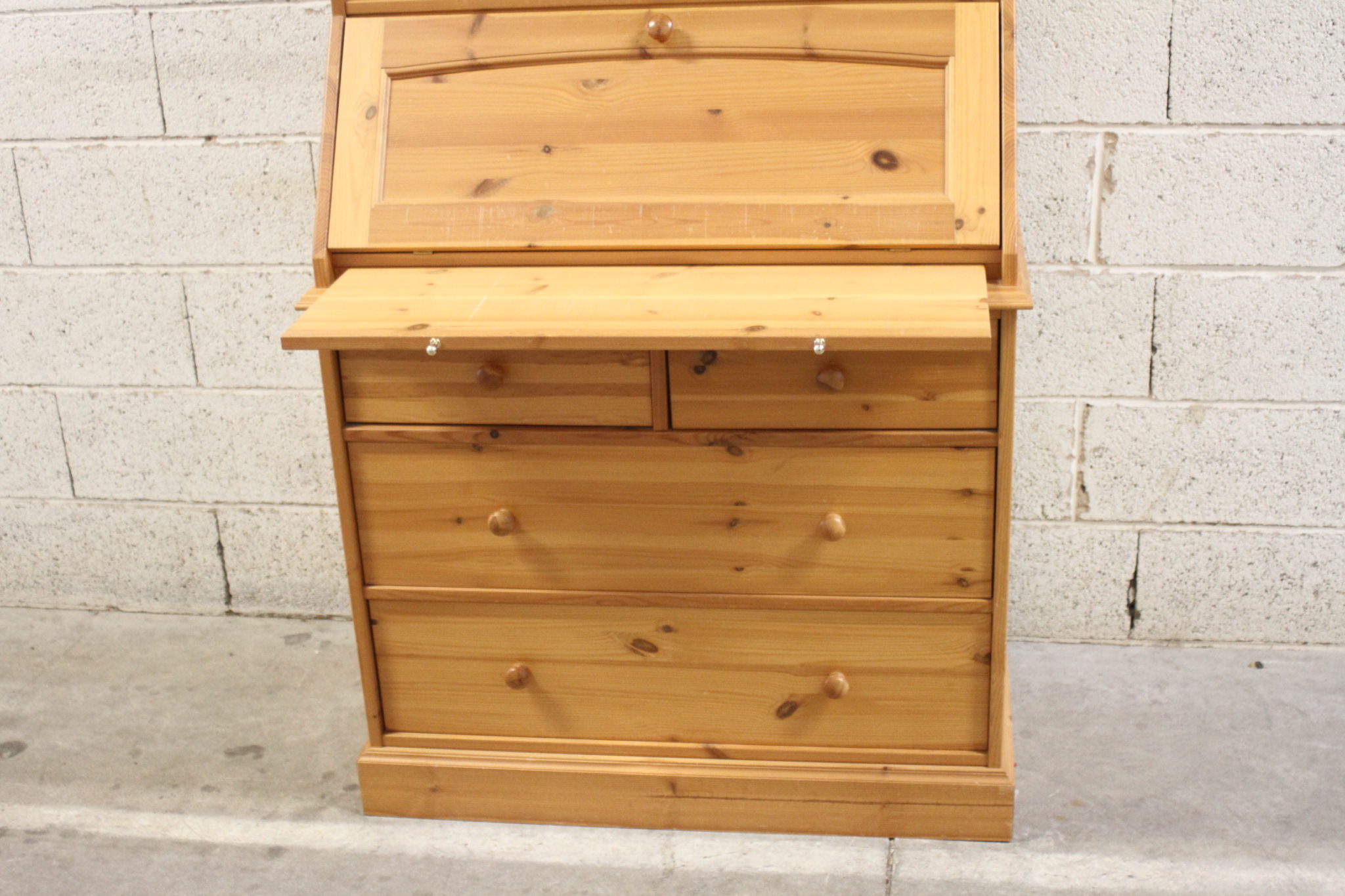 meuble-secretaire-vintage-en-pin-mobilier-occasion-emmaus-scherwiller-etikette (4)