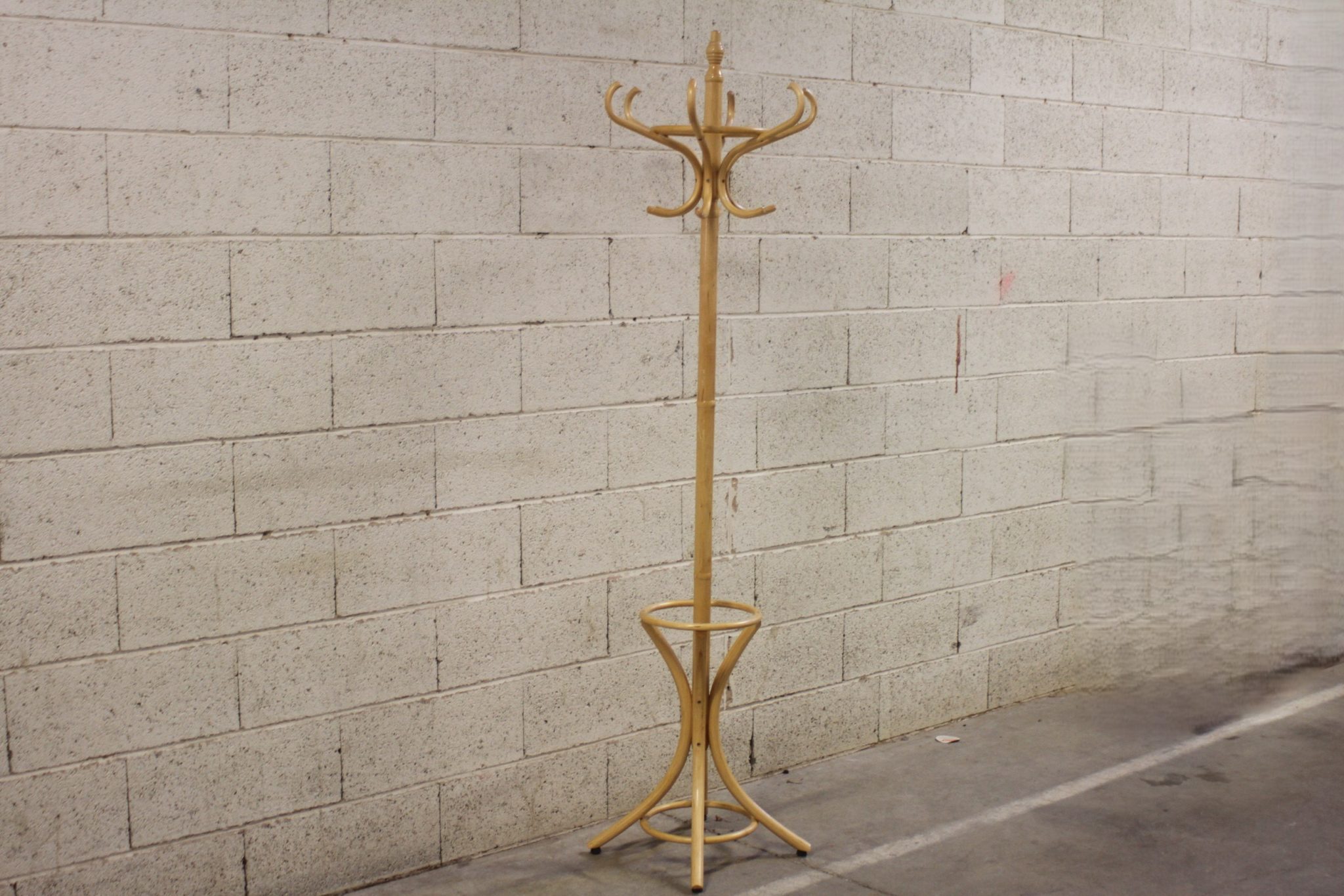 porte-manteaux-perroquet-12-crochets-bois-clair-mobilier-occasion-emmaus-scherwiller-etikette (2)