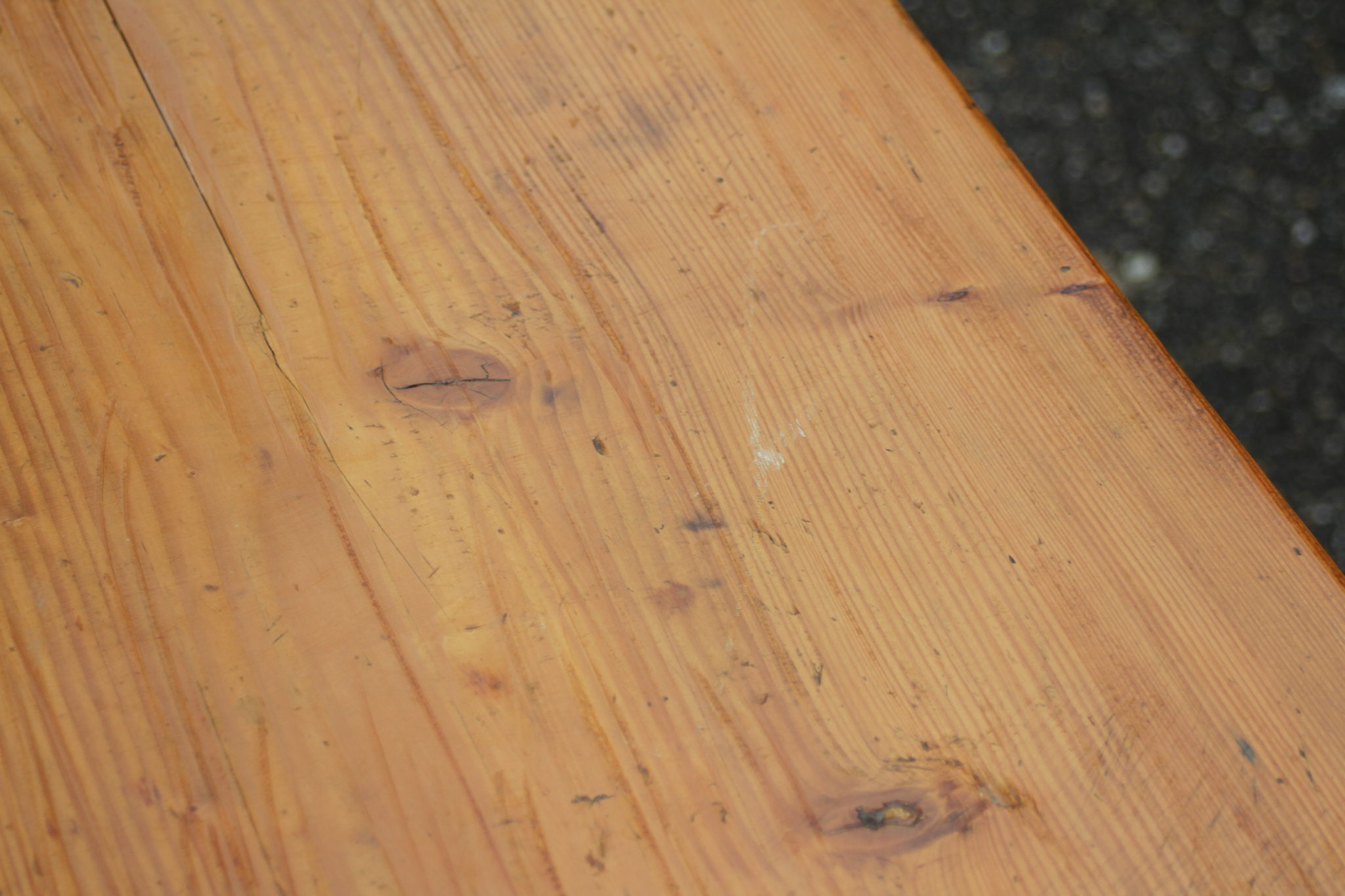 ancienne-table-de-ferme-bois-pipeds-tournes-1-tiroir-mobilier-brocante-occasion-emmaus-scherwiller-etikette (1)