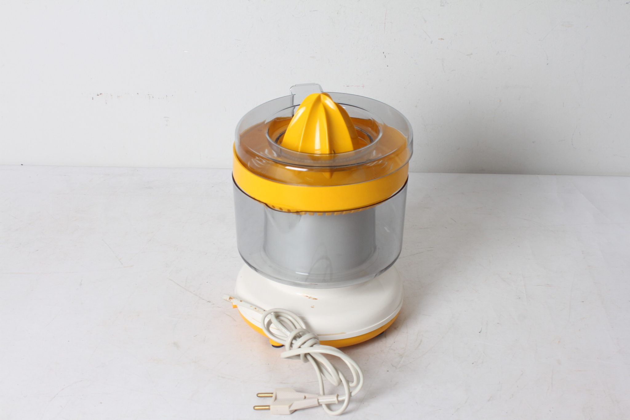 presse-agrumes-vintage-marqe-moulinex-389-petit-electromenager-occasion-emmaus-scherwiller-etikette (4)