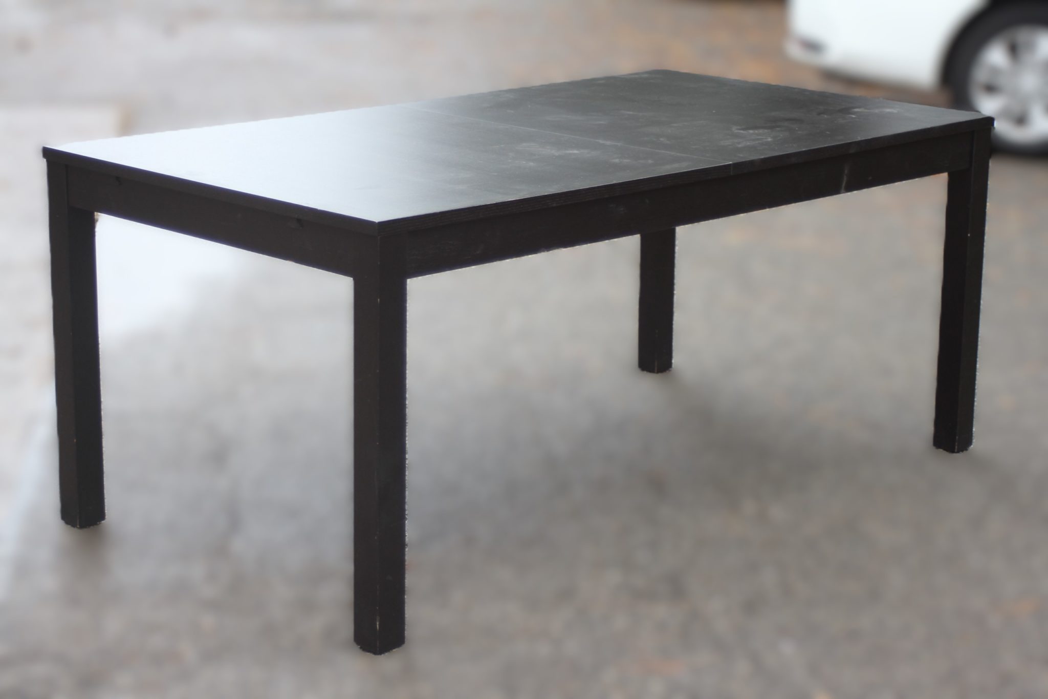 table-a-manger-extensible-2-rallonges-bois-noir-ikea-bjursta-mobilier-occasion-emmaus-scherwiller-etikette (4)