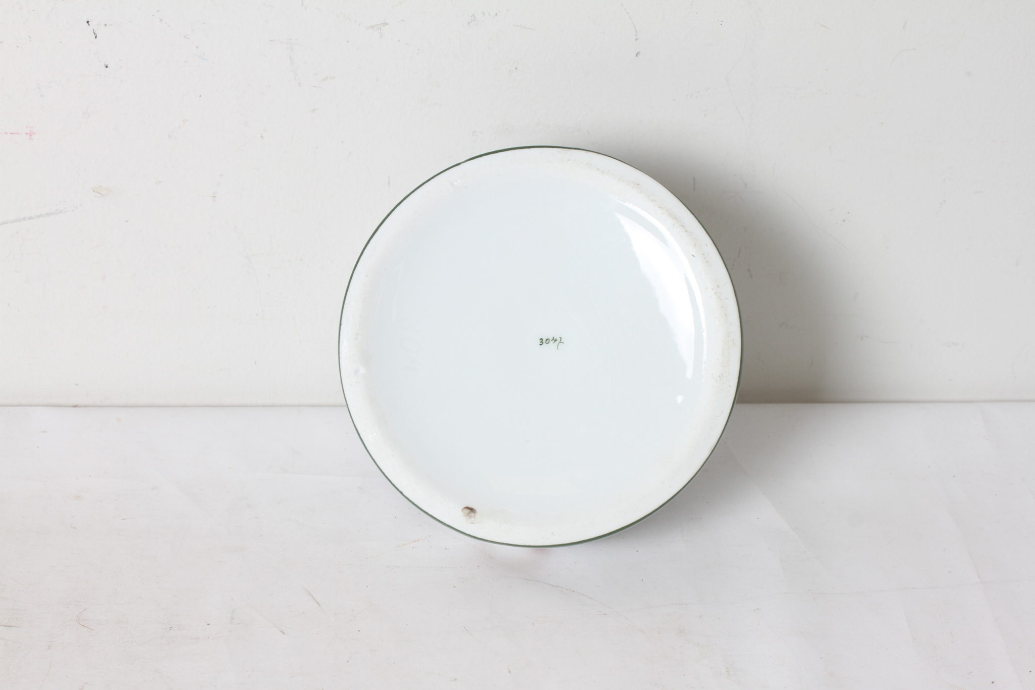 ancien-coquetier-4-compartiments-oeufs-porcelaine-motif-poule-trefle-thurnauer-and-co-art-de-la-table-occasion-emmaus-scherwiller-etikette (2)