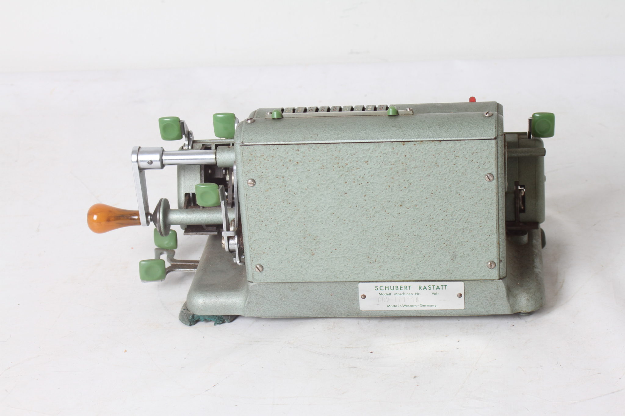 ancienne-machine-a-calculer-schubert-objets-deco-brocante-occasion-emmaus-scherwiller-etikette (5)