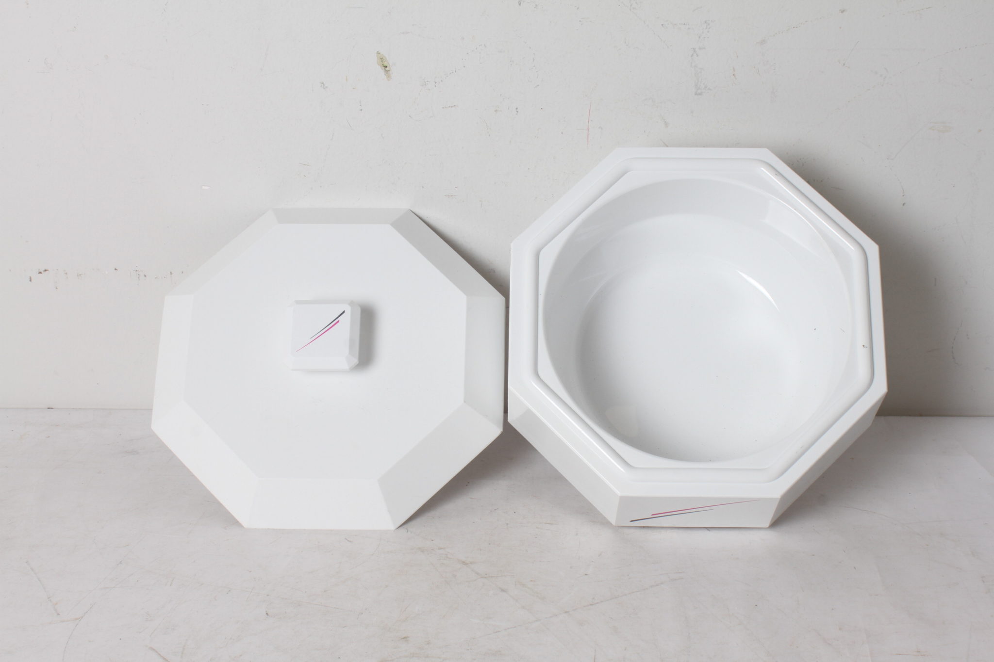 boite-a-glacons-vintage-camping-gaz-plastique-blanc-art-de-la-table-occasion-emmaus-scherwiller-etikette (4)