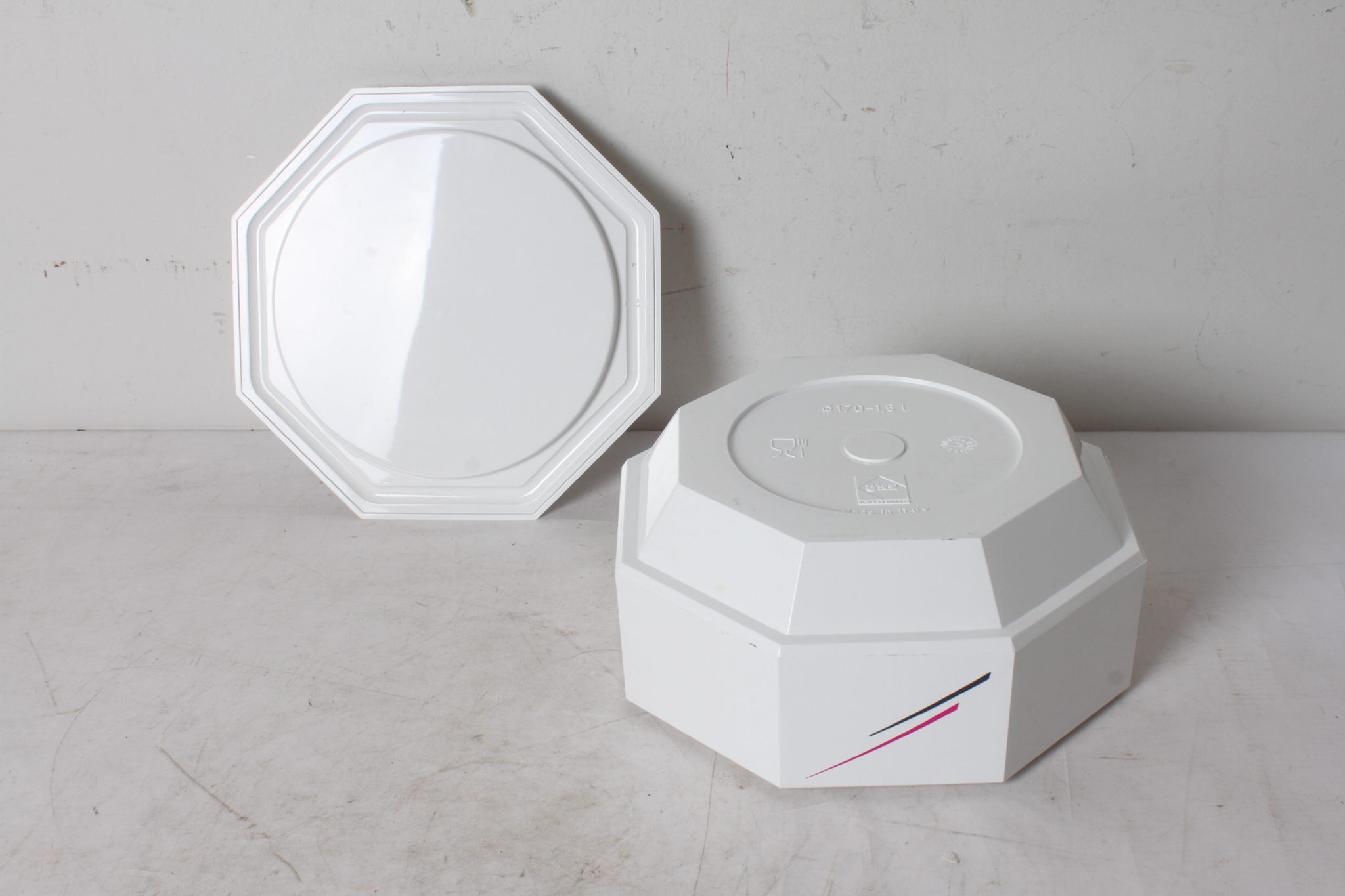 boite-a-glacons-vintage-camping-gaz-plastique-blanc-art-de-la-table-occasion-emmaus-scherwiller-etikette (5)